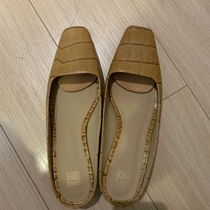 Toteme low heel shoes